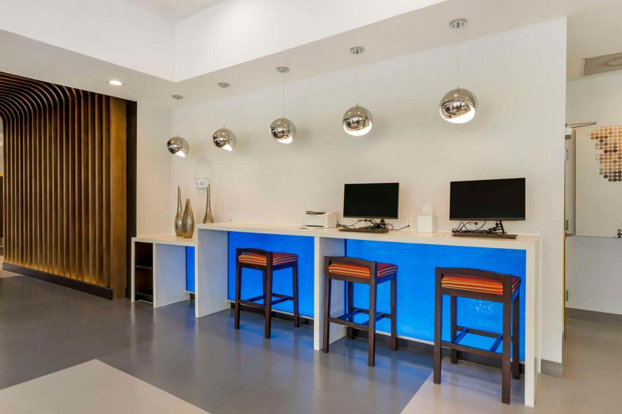 Glo Best Western Pooler - Savannah Airport Hotel 외부 사진