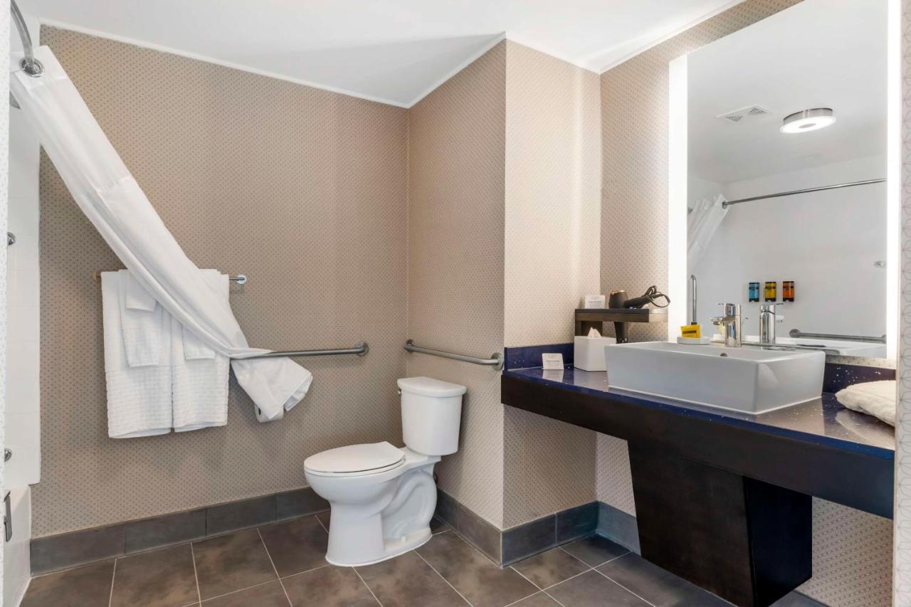Glo Best Western Pooler - Savannah Airport Hotel 외부 사진